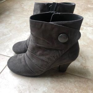 Aerosoles Role Away Ankle Boots